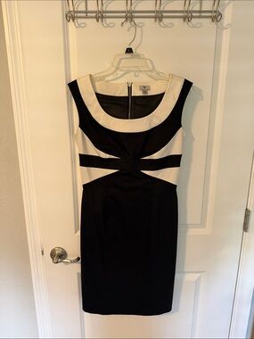 Worthington Sleeveless Black and White Sheath Dress